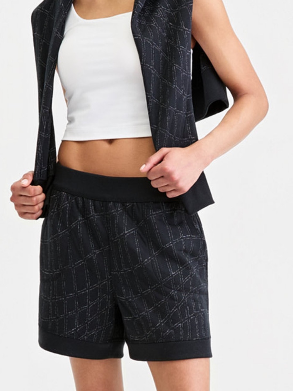 NWT Loose Fit Reversible Shorts Sz L